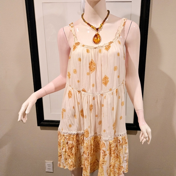 Free People Loose Boho Hippi Floral Off-Shoulder Dress - Picture 6 of 8